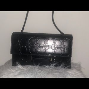 Ferragamo Shoulder Bag with top handle Black